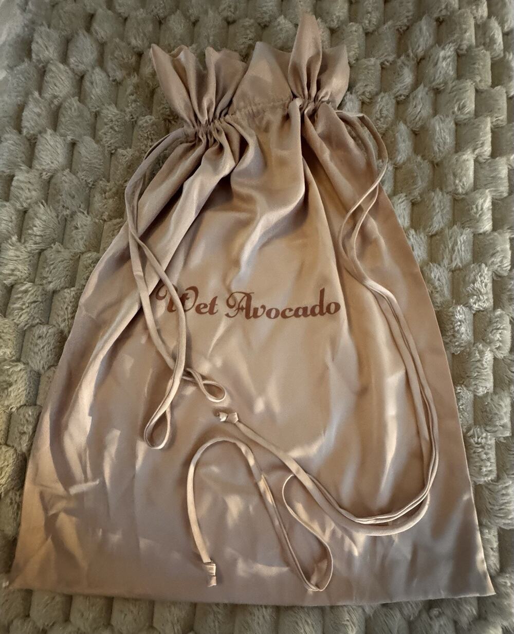 Wet Avocado Drawstring Dust Bag Pink Bag